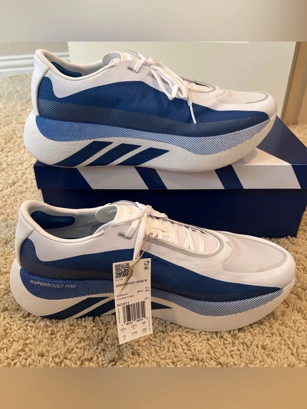 adidas Hyperboost Edge M Running Shoes